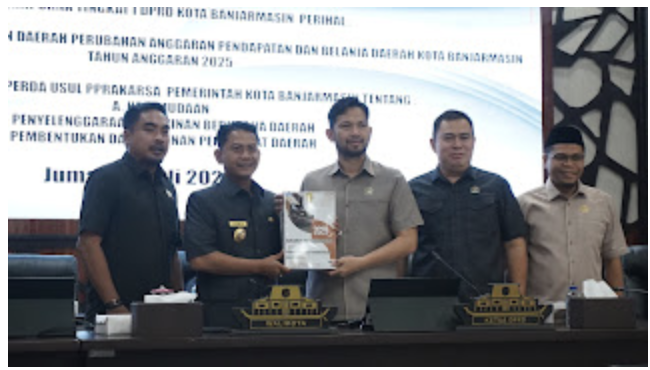 Rapat Paripurna Rancangan Kebijakan Umum APBD ( KUA) dan Prioritas Plafon Anggaran Sementara (PPAS) Kota Banjarmasin Tahun Anggaran 2026